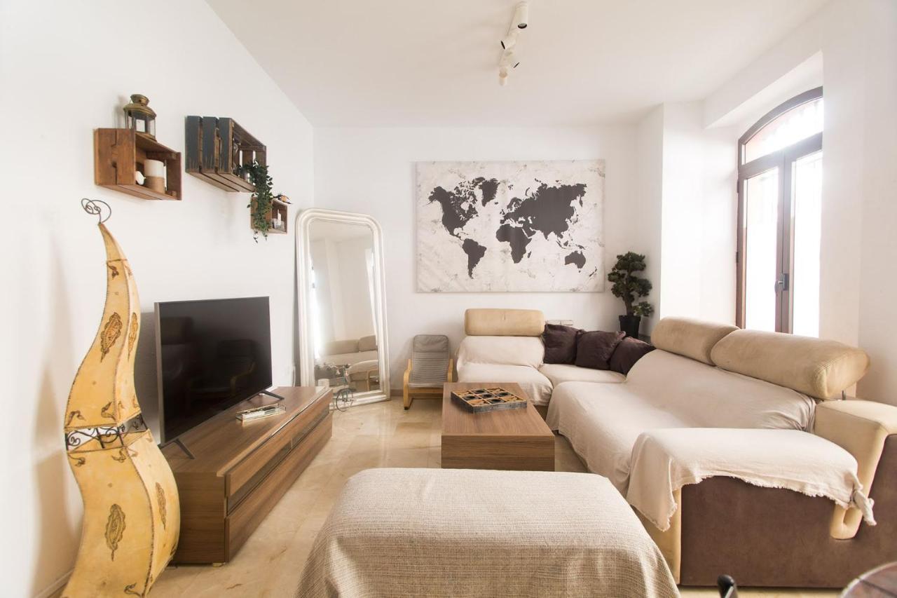 Compas Suites Málaga Exteriör bild