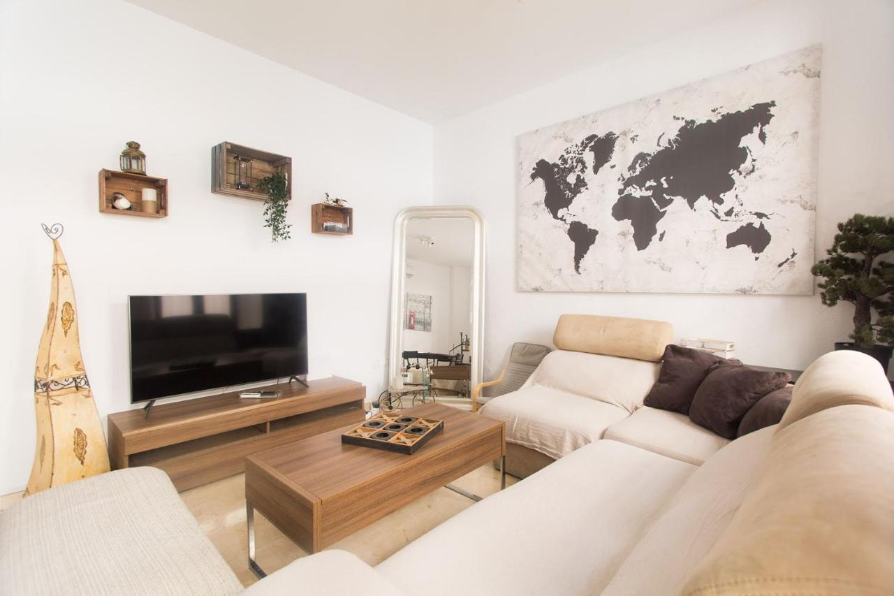 Compas Suites Málaga Exteriör bild